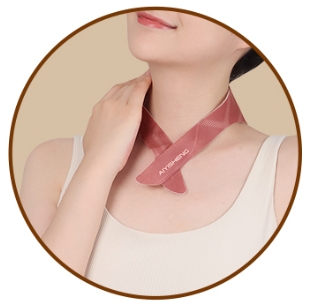 5 AiYiSheng Essential Oil Cervical Vertebra Warm Compress Sticker.jpg