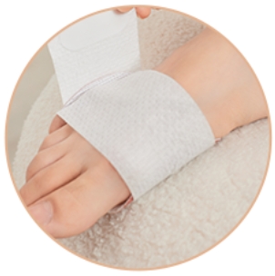 7 AiYiSheng Essential Oil Warm Feet Sticker.jpg