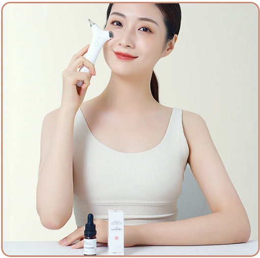 4 AiYiSheng Light Massage Oil for Soothing Skin.jpg